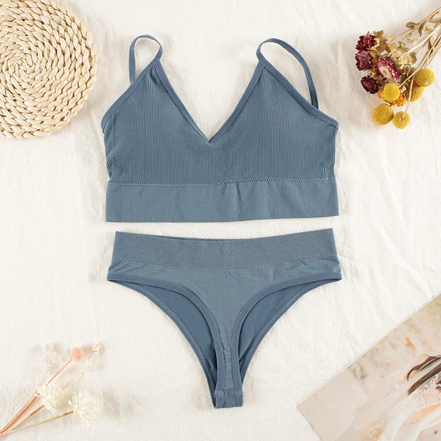 Seamless Wireless Lingerie Set – Sexy G-String & Crop Tank Bra for Women