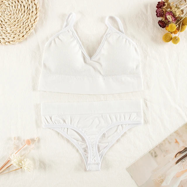 Seamless Wireless Lingerie Set – Sexy G-String & Crop Tank Bra for Women